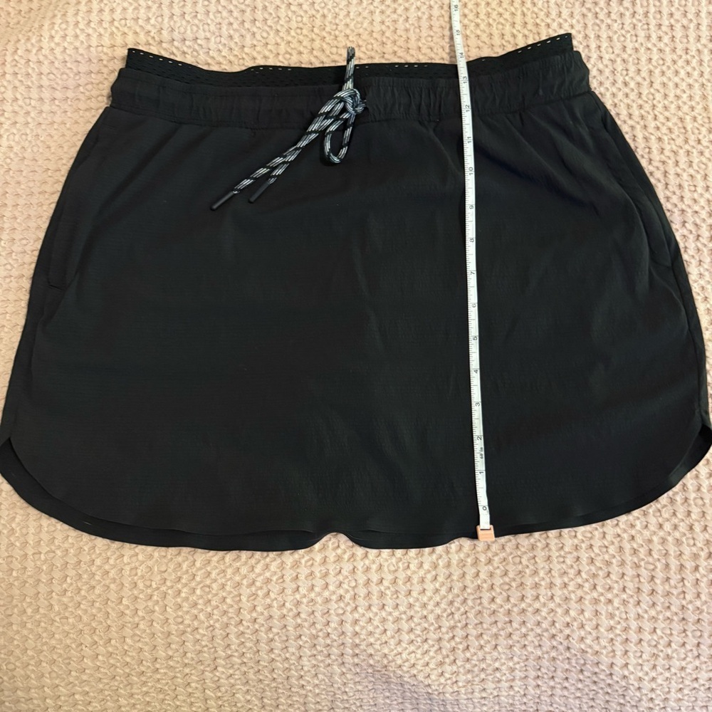 Athleta Crest Skort Black Size 8 Built-In Shorts Activewear Golf Tennis Running - Picture 10 of 12
